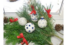 4 Forskellige Julekugler i Nostalgi dia 6 cm